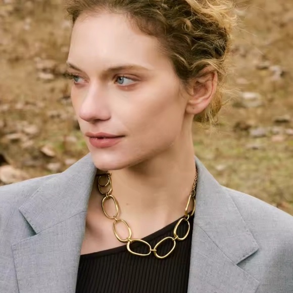 Modern Chunky Gold Chain Necklace – 16.9” Stainless Steel - Picture 13 of 17